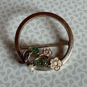 Vintage Floral Gold Brooch